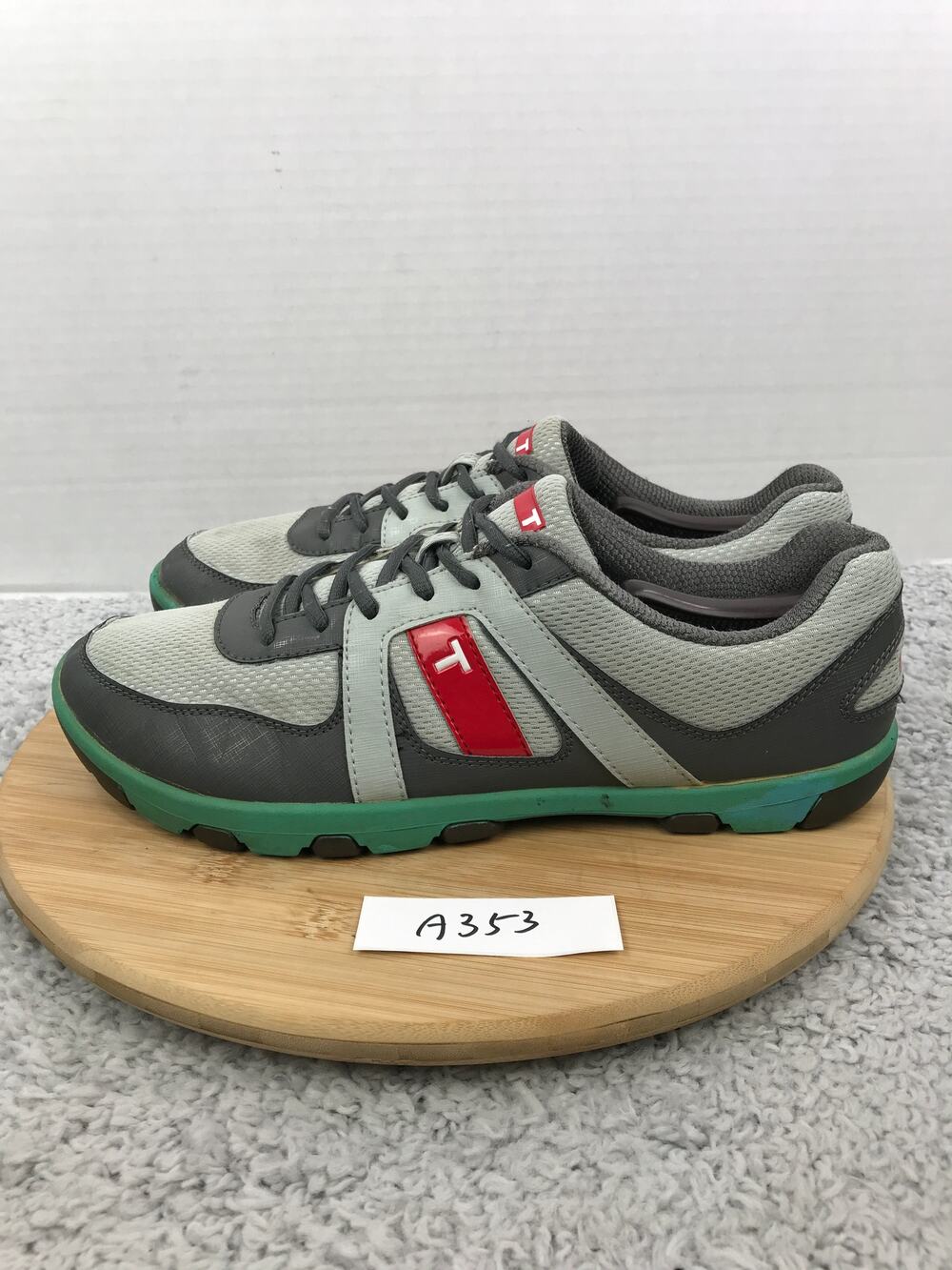 True Linkswear Mens 11 Gray Green Athletic Casual Lace Up Spikeless Golf Shoe